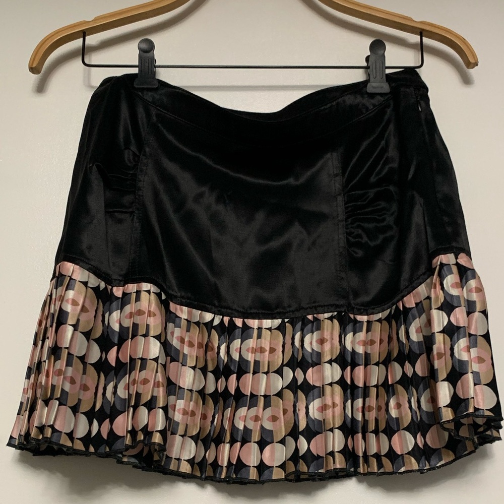 Vintage Baby Phat Co. Black Mini w/Pleated Bottom Size 7